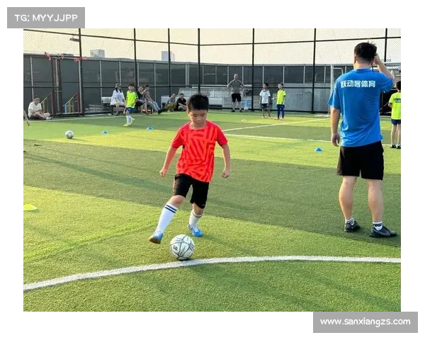 打造青少年足球培训行业标杆案例 推动足球教育新风尚 打造青少年足球培训行业标杆案例 推动足球教育新风尚